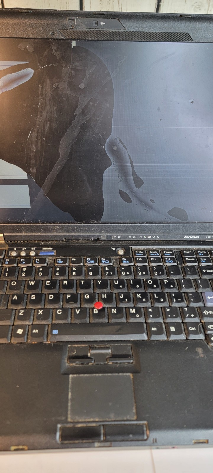 Lenovo Thinkpad 2007 Series A Parts/Repair (READ!!) Turns On Damaged Screen