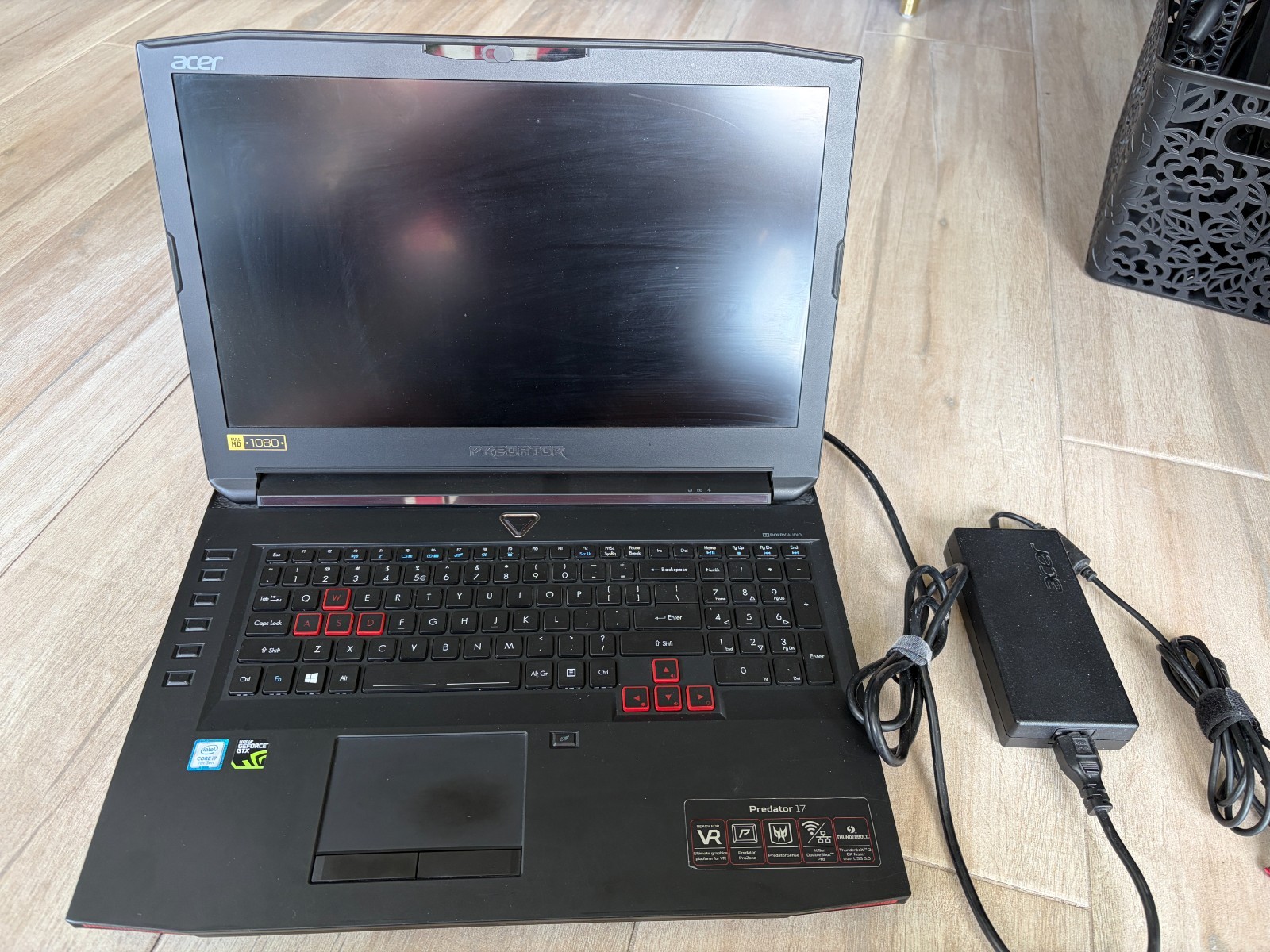 Acer Predator 17 17.3″ i7-6700HQ 16GB RAM 256GB SSD 1TB HDD GTX 1070 N15P4