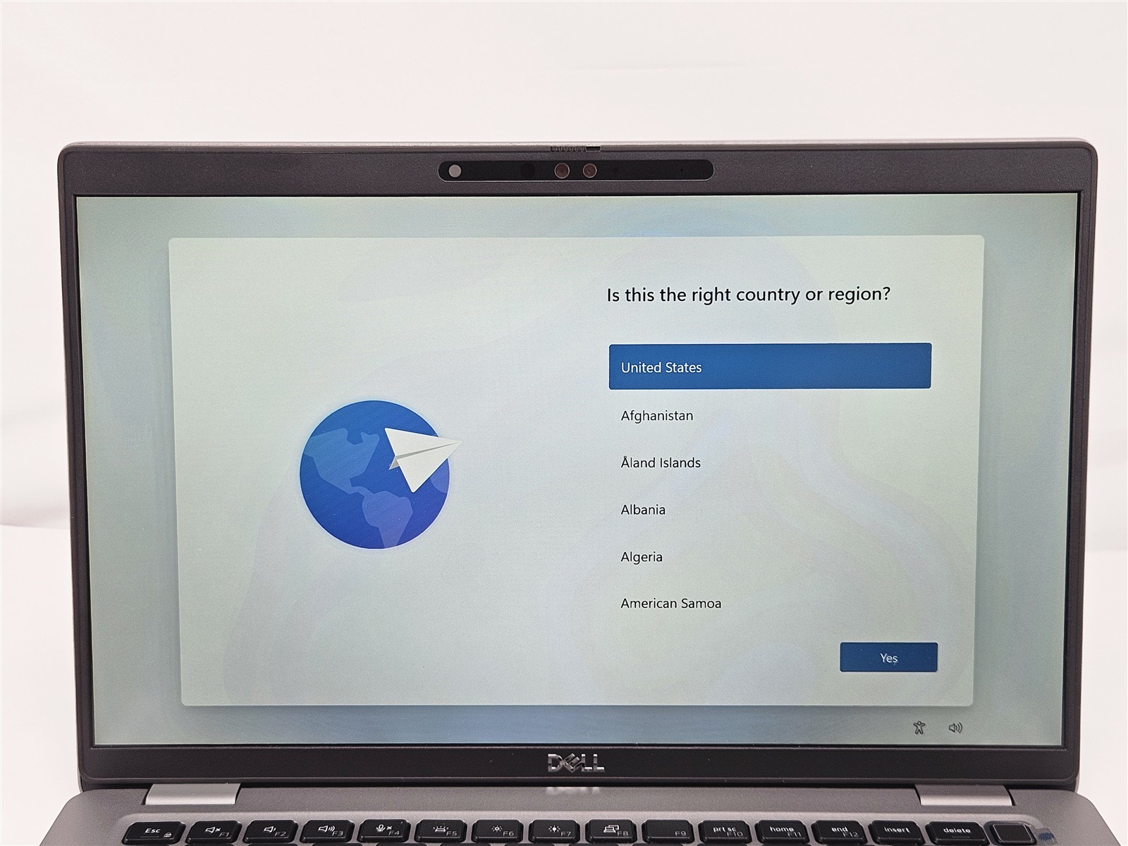 Dell Latitude 5431 i7-1270P 16GB 256GB SSD 14″ FHD Wi-Fi 6E Win11 Home