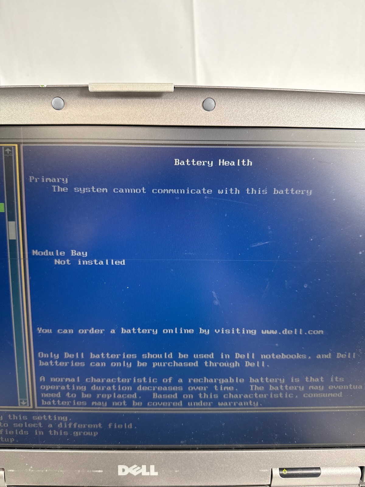 Dell Latitude D810 Win XP 2.1GHz 1 GB 40GB HDD 15.4″ FOR PARTS/REPAIR