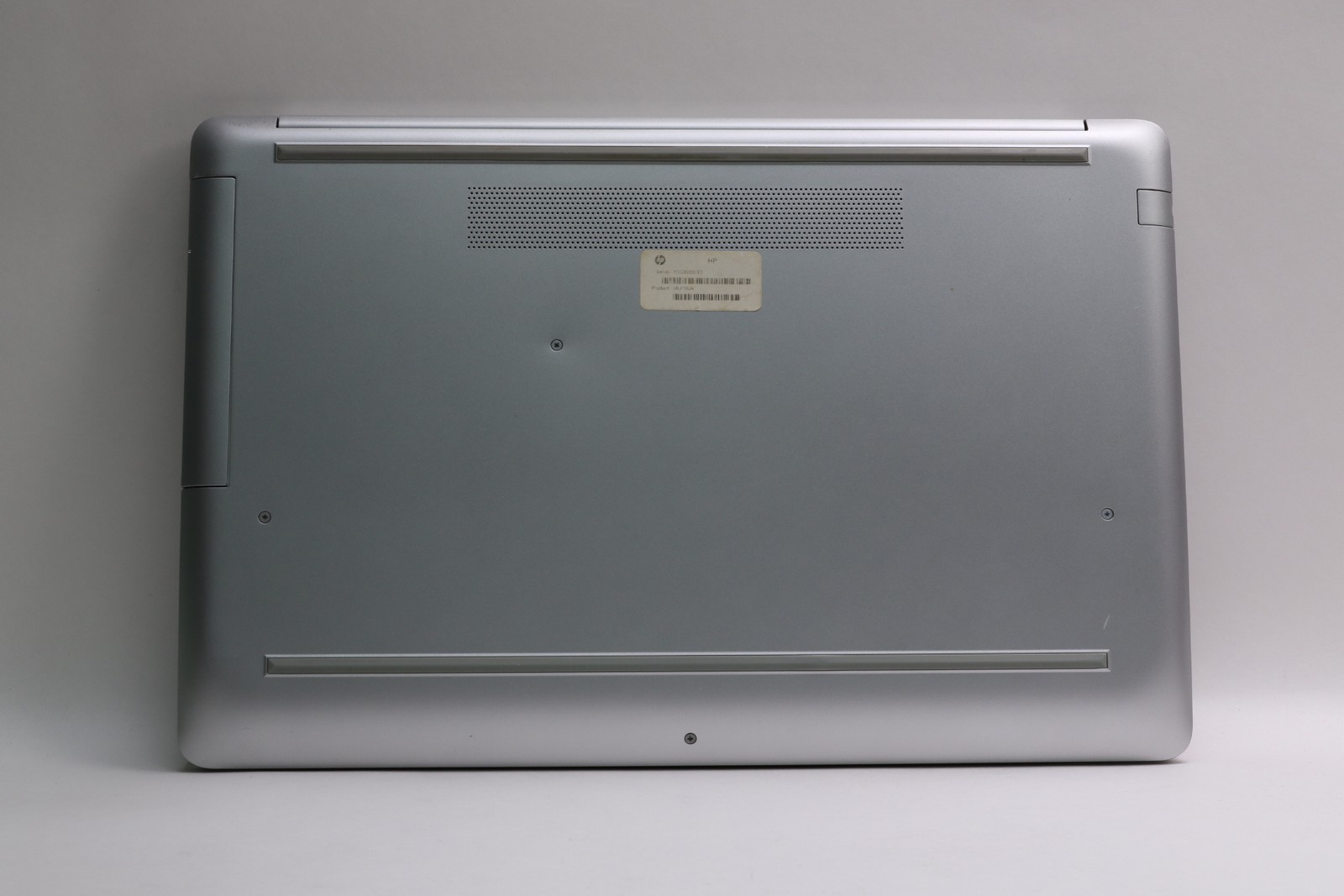 17″ HP Laptop 17-ca0xxx, Ryzen 5 2500U, 8GB, 256GB
