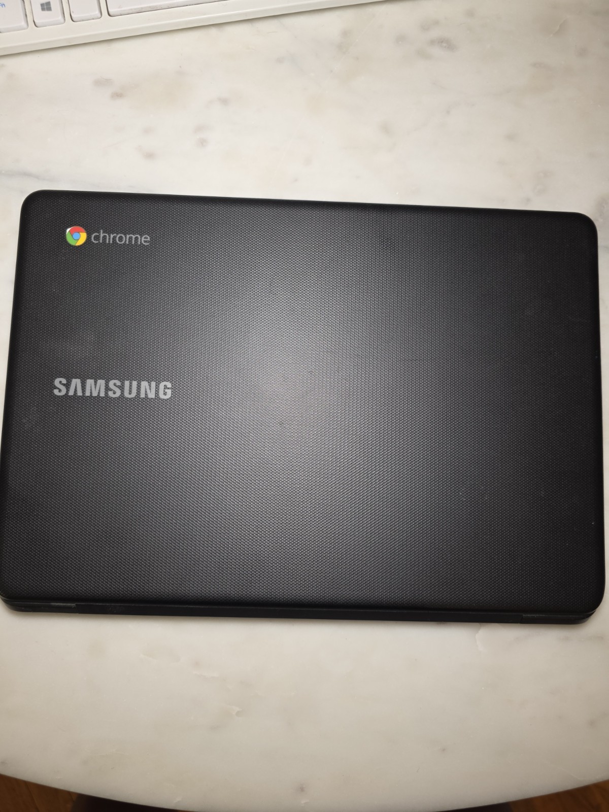 Samsung Chromebook 3 4GB Ram 16GB SSD 11.6-Inch Laptop – XE500C13-K02US **