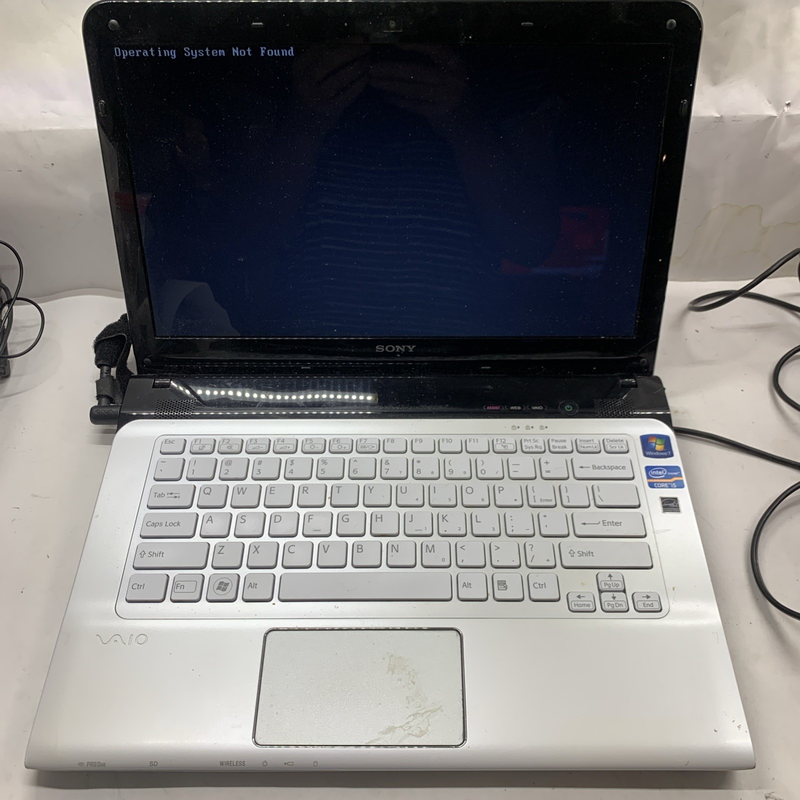 Sony Vaio Laptop SVE141D11L | Intel Core i5 Processor White Parts Only READ