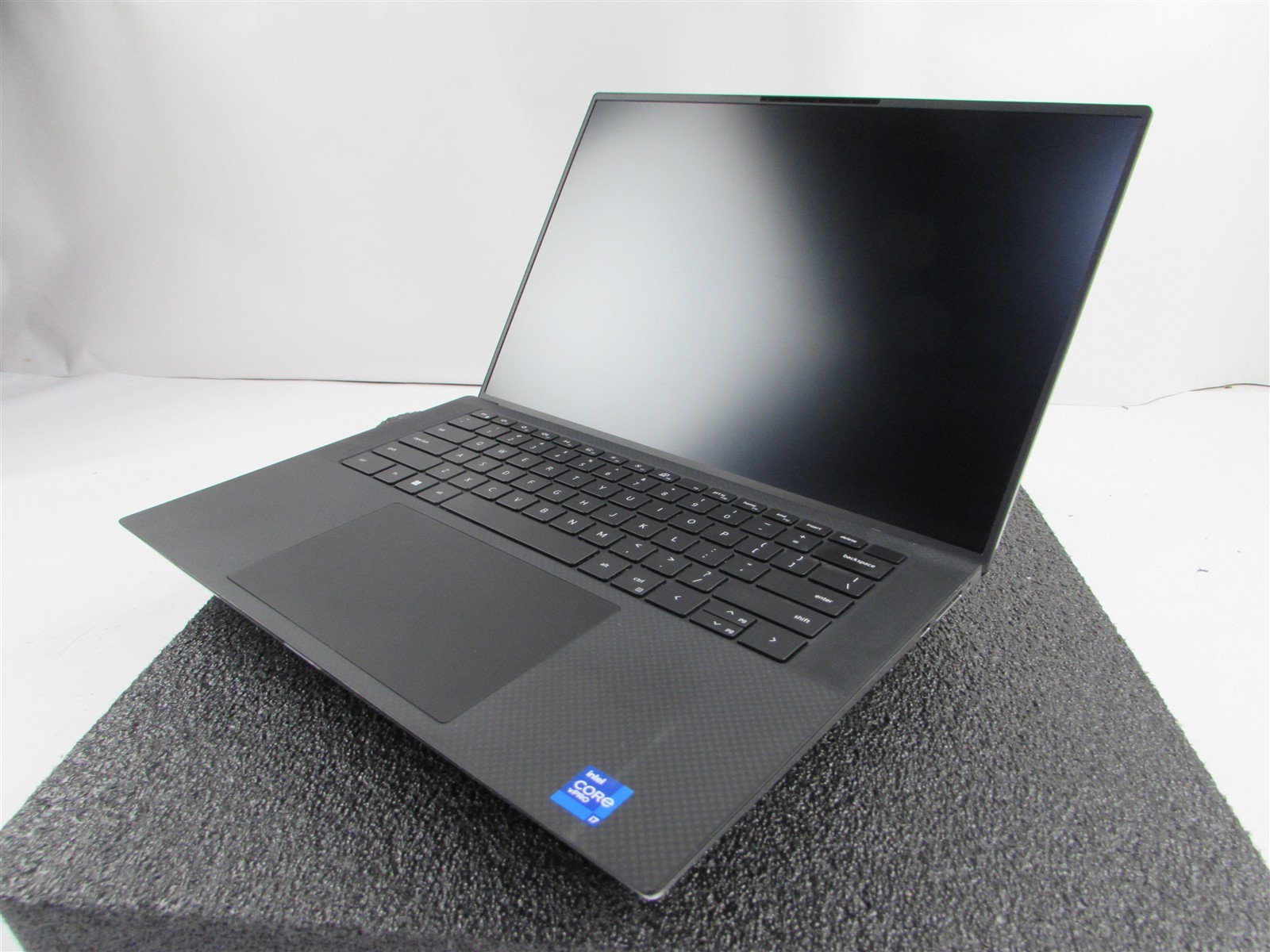 DELL PRECISION 5560 1920X1200 I7-11850H 1TB SSD 32GB RAM RTX A2000 WIN 11 NO BAT