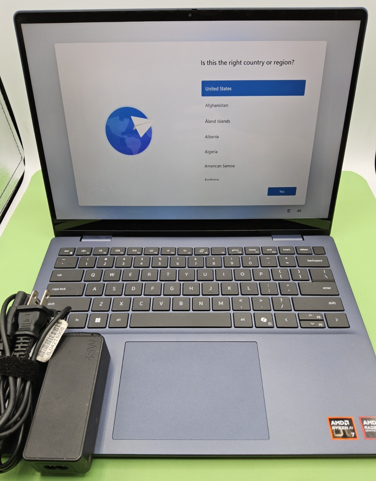 Dell 14 Plus DB04255 Windows 11 AMD Ryzen AI 7 350 2.0GHz 16GB RAM 1TB SSD