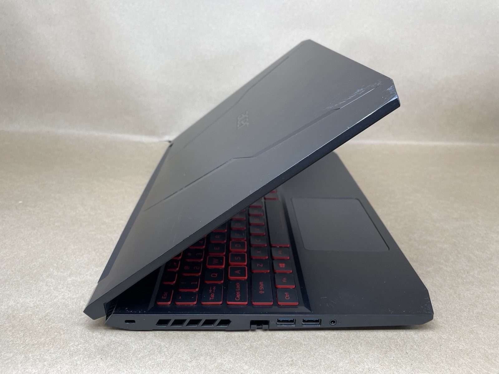 Acer Nitro 5 N20C1 i5-11400H @2.7GHz 8GB RAM 256GB SSD GTX 1650 Win11 *READ*