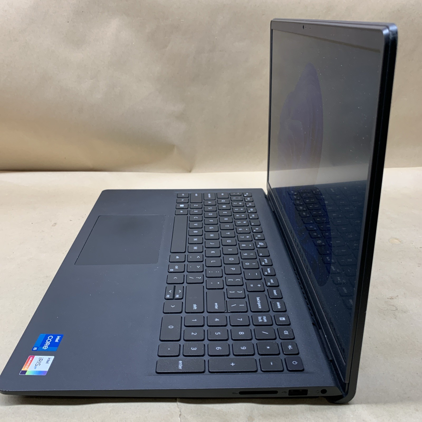 Dell Inspiron 15 3511 i5-1135G7@2.4GHz, 12GB RAM, 500GB SSD, W11P