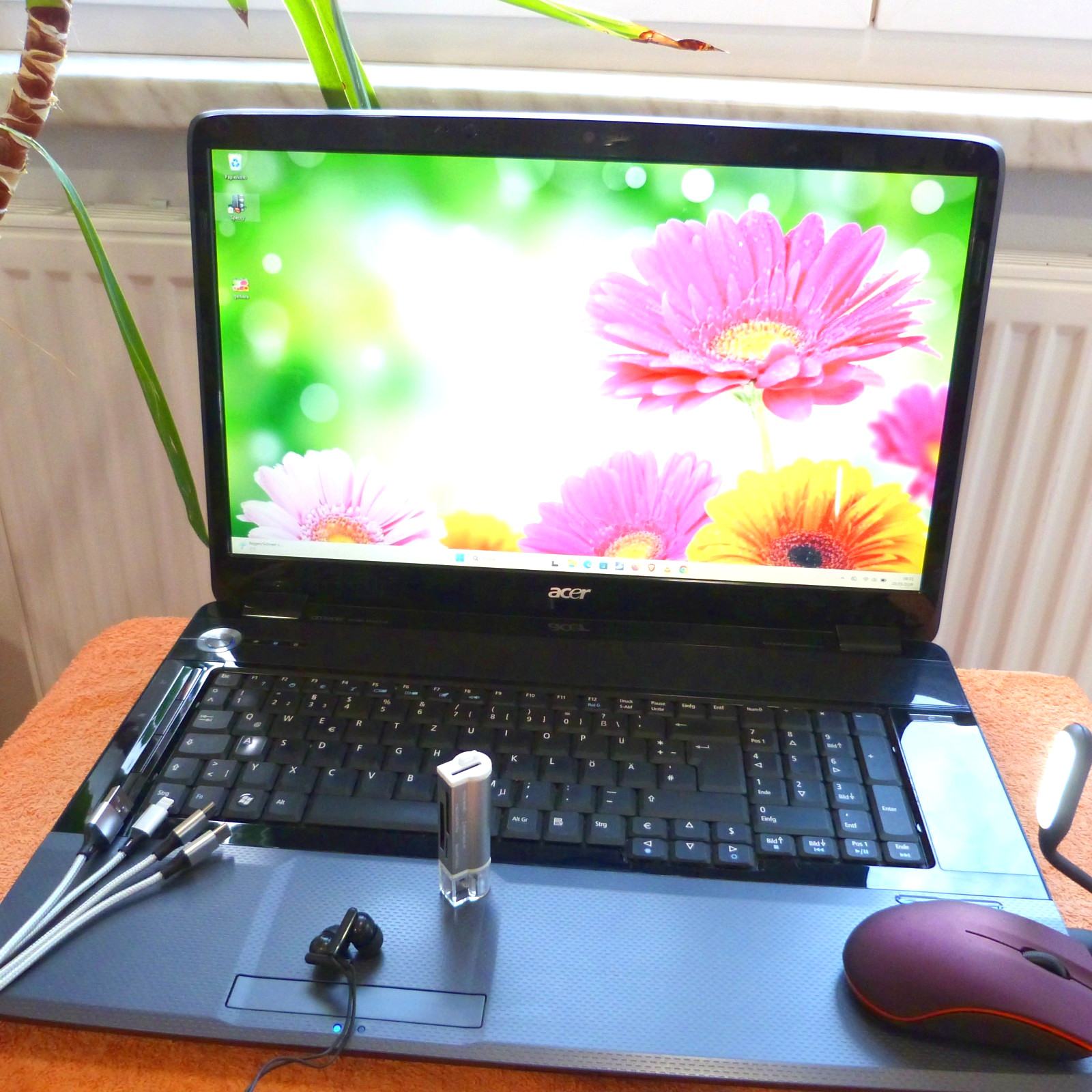 Acer 8735 Cinema 18″ FULLHD GEMSTONE l 3x HDD SSD I Windows 11 HDMI GeForce I