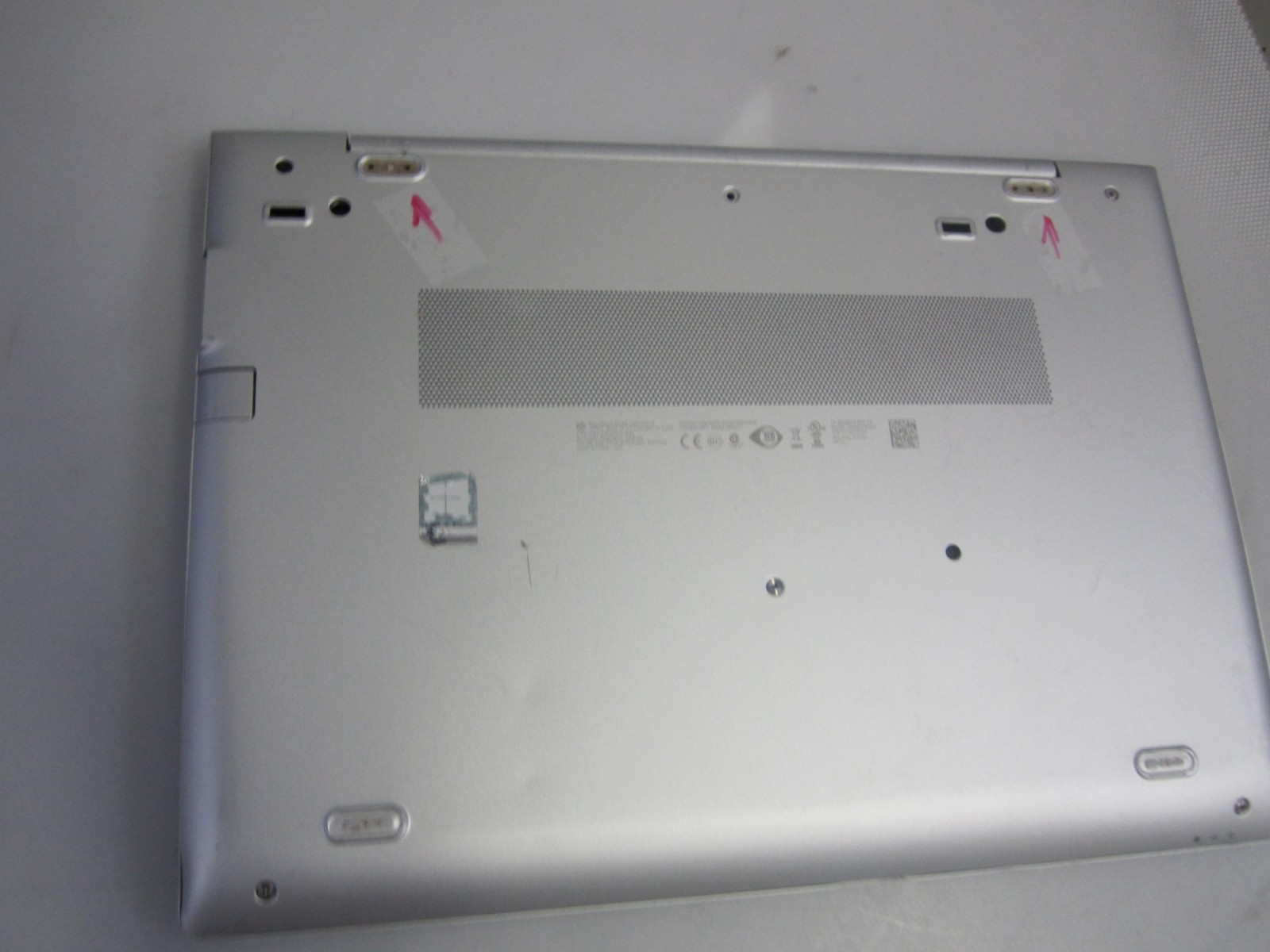HP EliteBook 840 G5 i5-8250U 1.6GHz 16GB 256GB M2SSD UBUNTU LAPTOP + AC READ