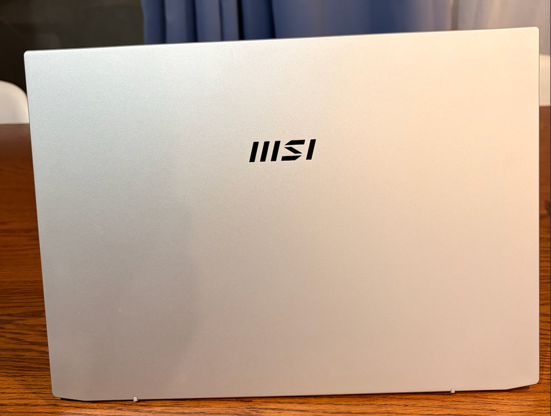 MSI Prestige 16 Studio A13VF 16″ i7-13700H RTX 4060 32GB RAM 2TB SSD Win 11 Pro