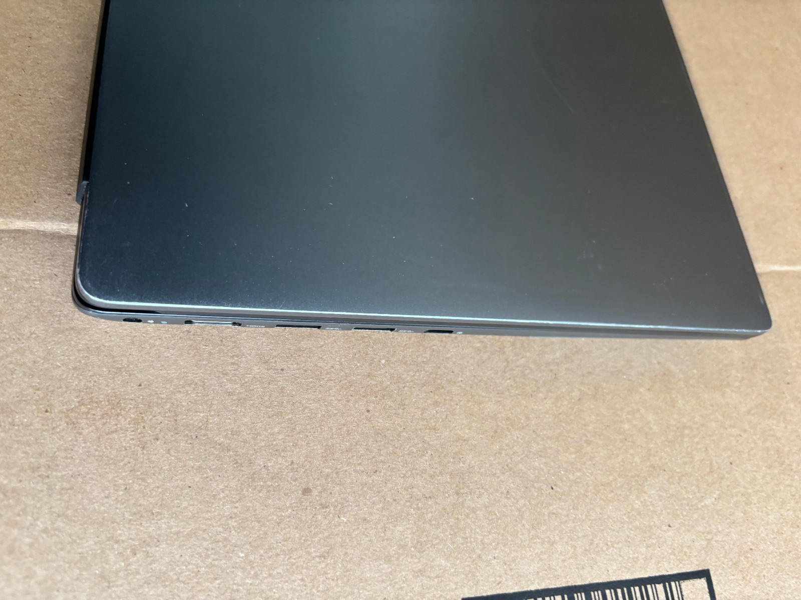 DELL VOSTRO 5590 i7-10510U 1.80GHZ RAM 16GB NVME 512GB SEE THE PHOTO MX 250 2GB