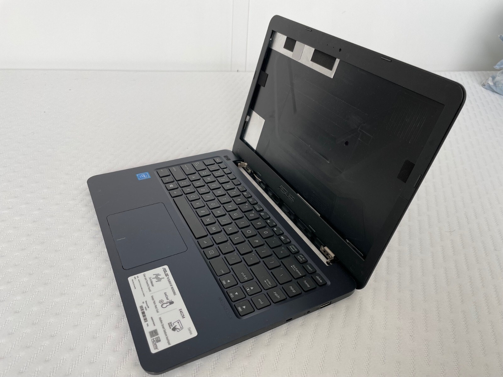 ASUS Laptop E402S N3050 CPU, 2GB RAM, 32GB eMMC SSD, Boots Up, For Parts As-Is