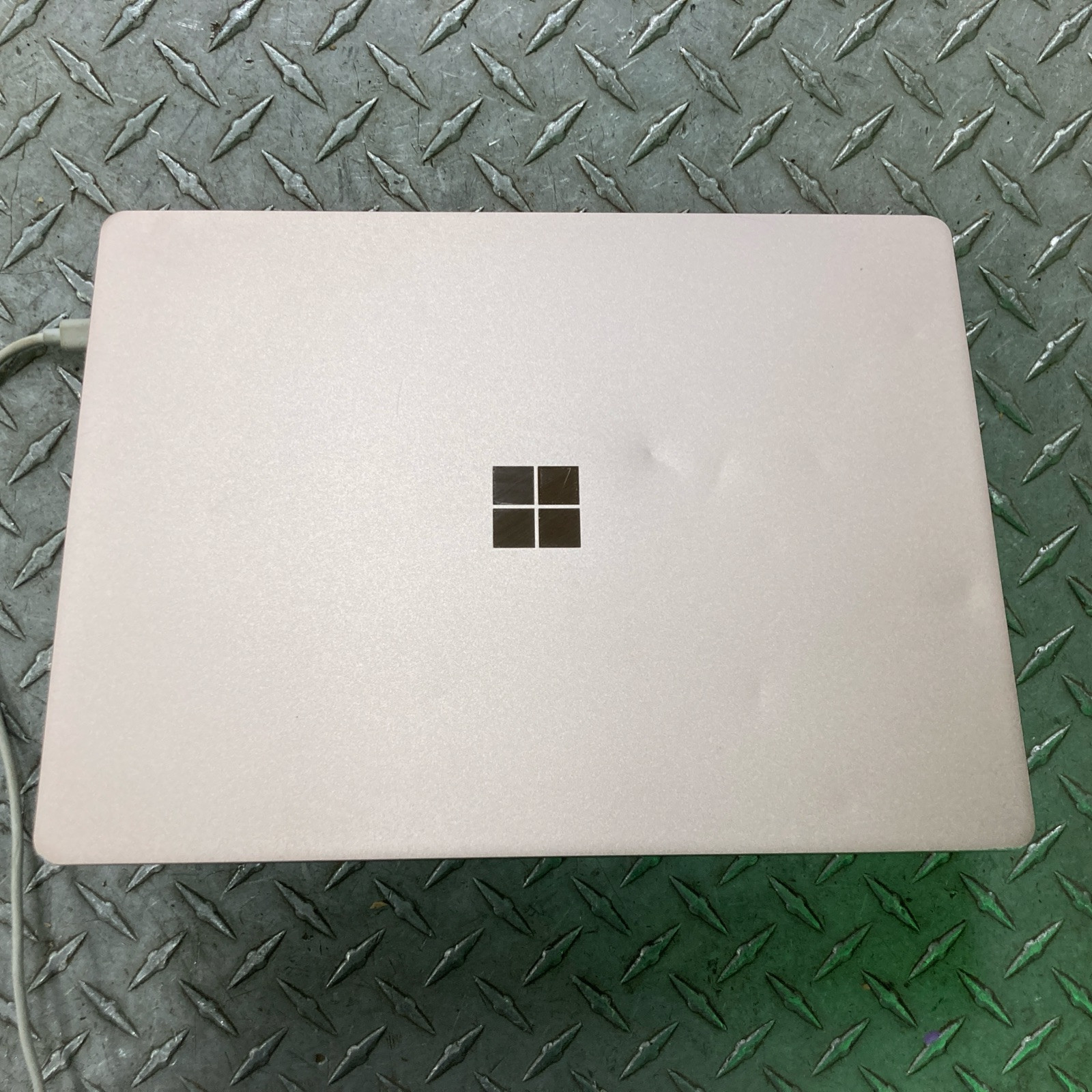 Microsoft Surface Go 2 2013 Core i5-1135G7@2.4GHz 8GB RAM 128GB SSD Win 11 home