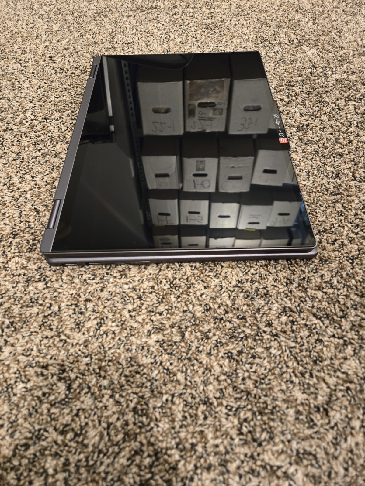 Lenovo Yoga 7i 2-in-1 16″ 2K Touchscreen Laptop, Ultra 7 155U, 16GB, 1TB SSD