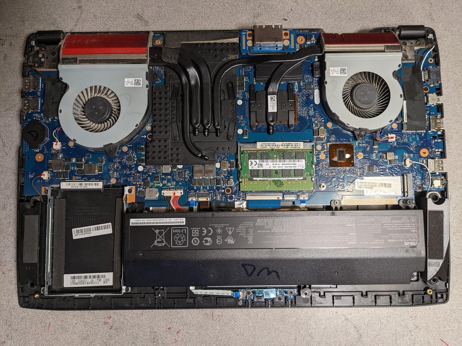 ASUS GL702V i7-7700HQ @ 2.80GHz, 16GB RAM, NO HDD/OS – (FOR PARTS)