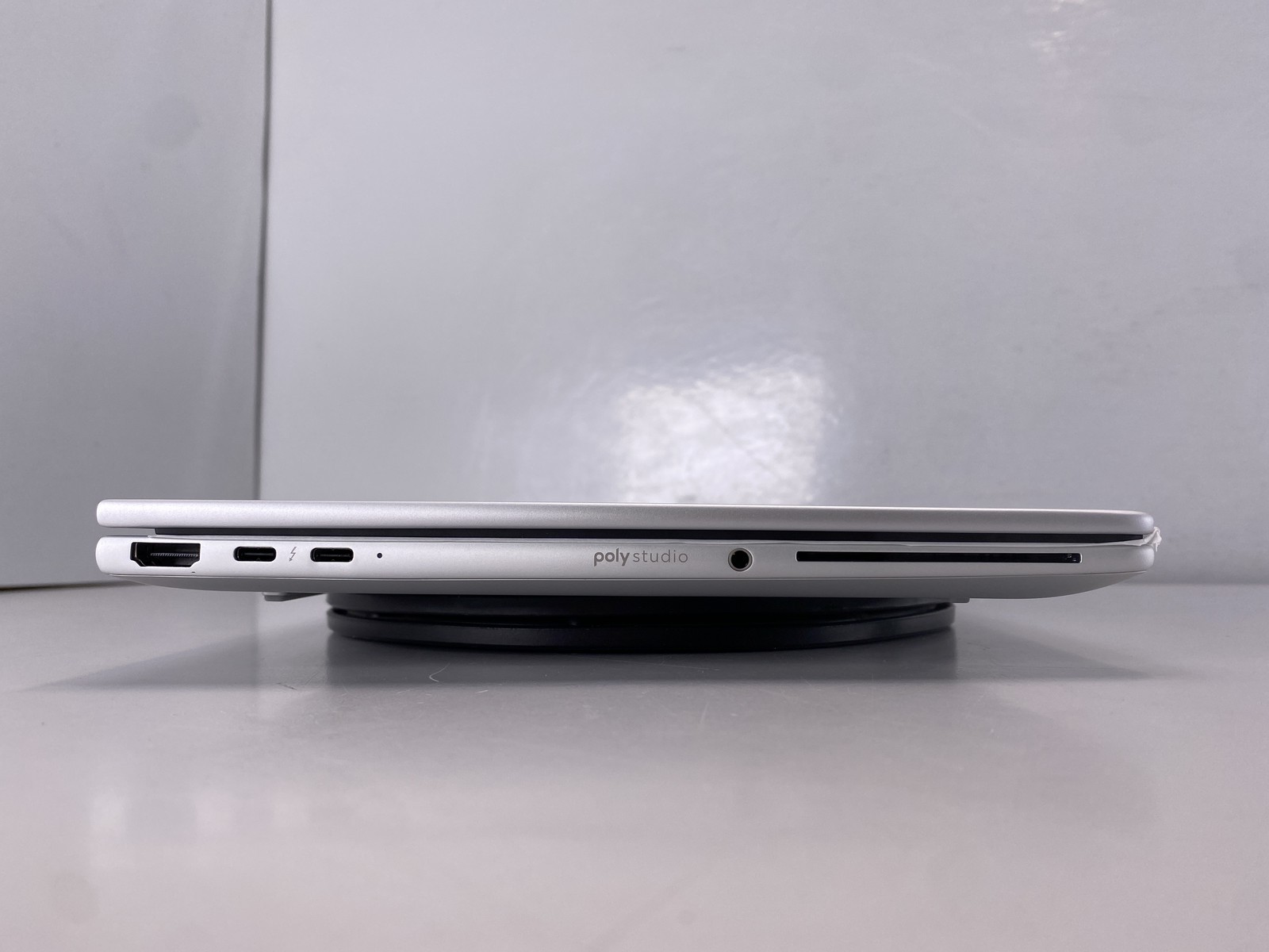 HP Laptop EliteBook 8 G1A 13 AI 13.3″ AMD Ryzen 5 230 256GB- Silver