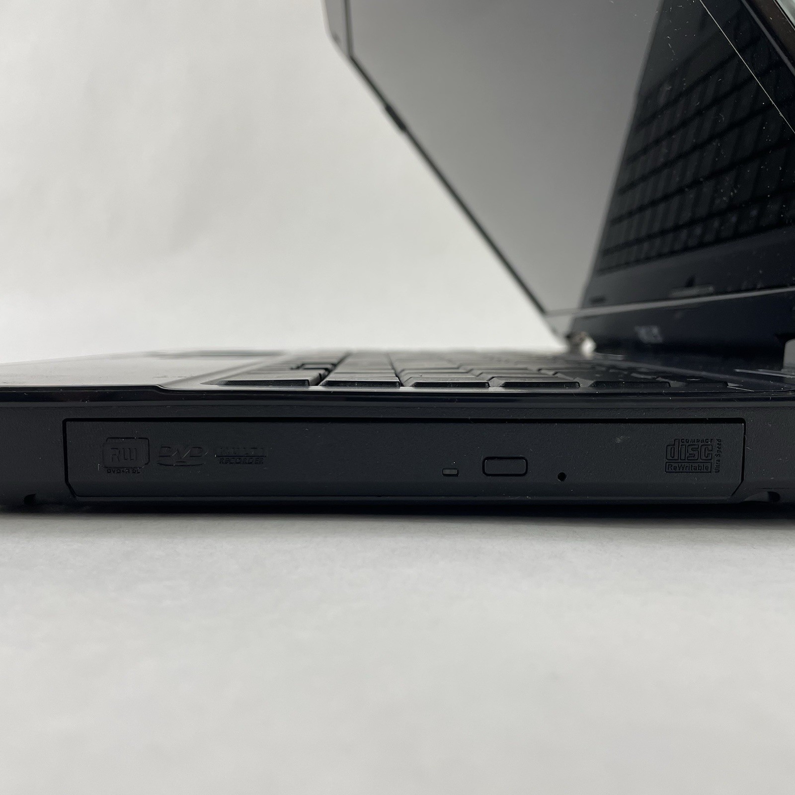 Aspire 5517 15.6″ AMD Athlon TF-20 1.60 GHz 3 GB RAM No SSD No OS No AC