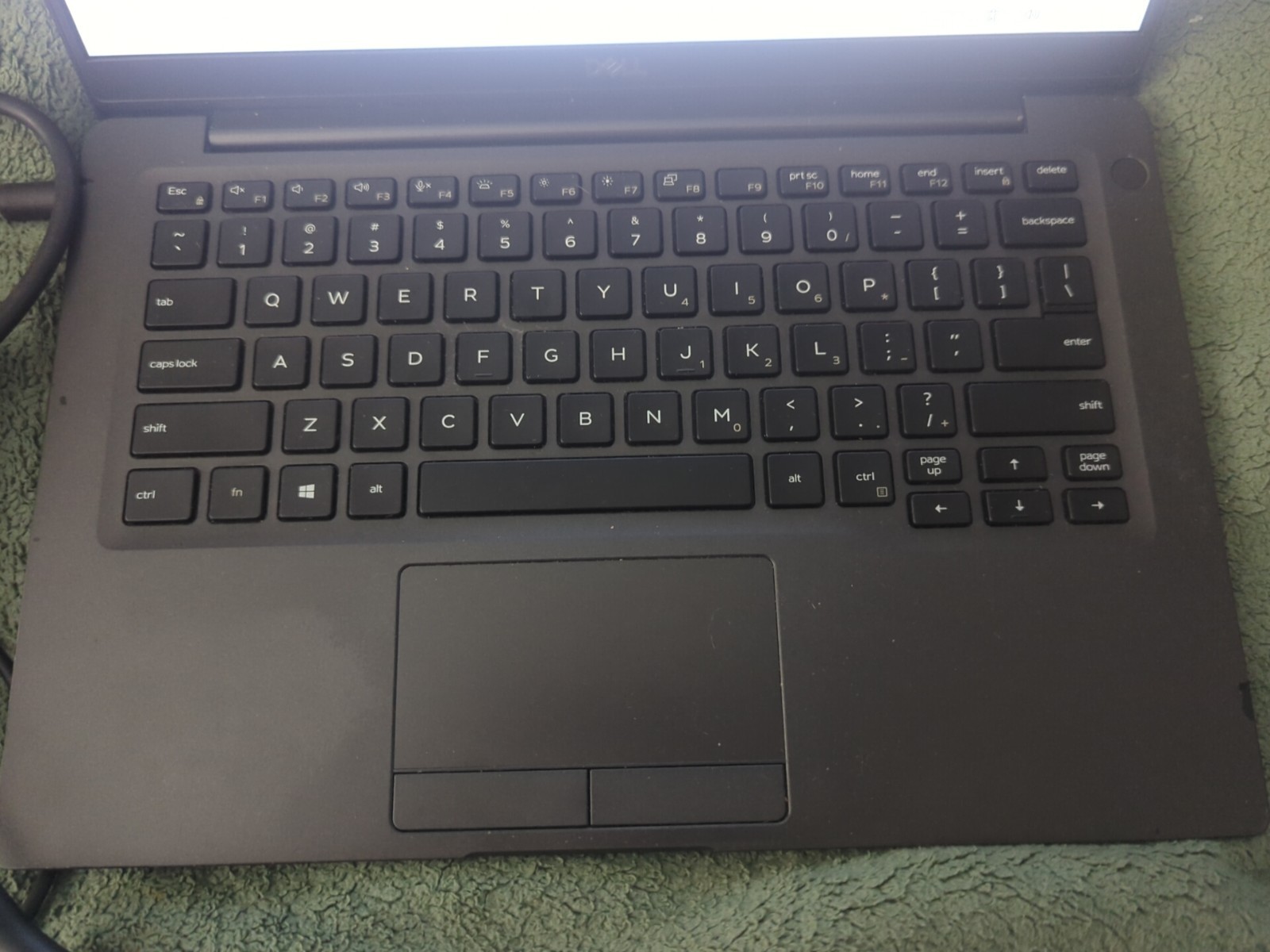 Dell Latitude 7400 i7-8665U@1.9GHz 8GB Ram 128GB NVMe Win 11 W Charger & Dock