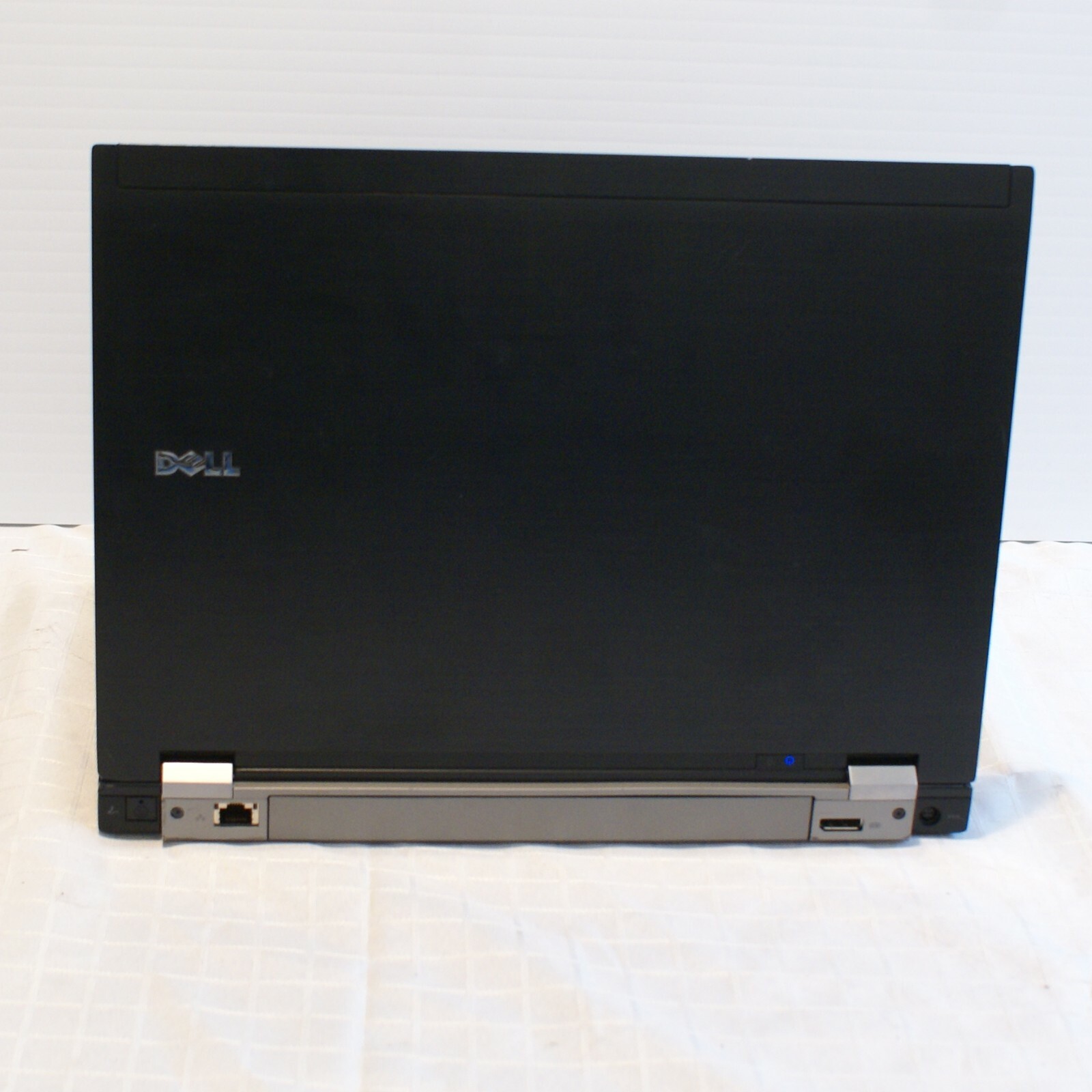 Dell Latitude E6400 Intel C2D P-8700 2.53Ghz 4GB 250GB Windows 10 Pro Ac Adapter