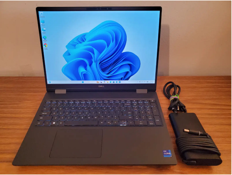 🔥 DELL Precision Mobile Workstation 7680 – RTX 5000 Ada | i9-13950HX. 32GB ram