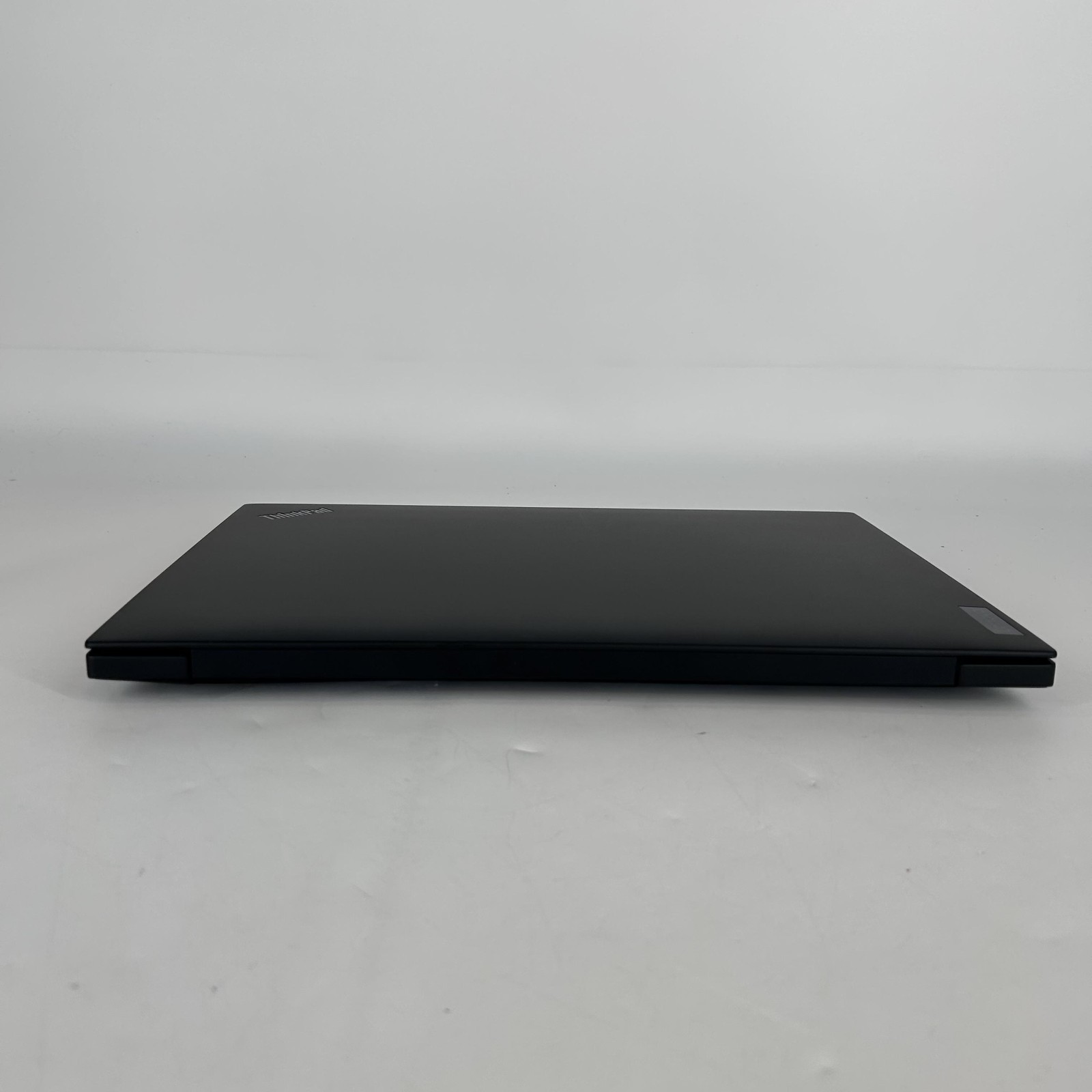Lenovo ThinkPad P1 Gen 4 16 QHD+ i7-11800H 2.30GHz 16GB 512GB SSD RTX A2000