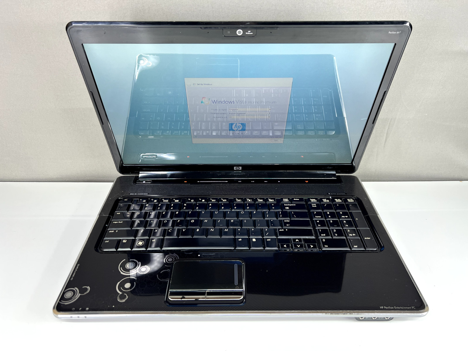 HP dv7-2112TX Laptop PC 1TB HDD 4GB Memory Intel Core 2 Duo Windows Vista