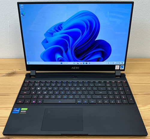 Gigabyte Aero 15 KD 15.6″ 4K Core i7 RTX 3060 32GB RAM 1TB SSD [SEE DESCRIPTION]