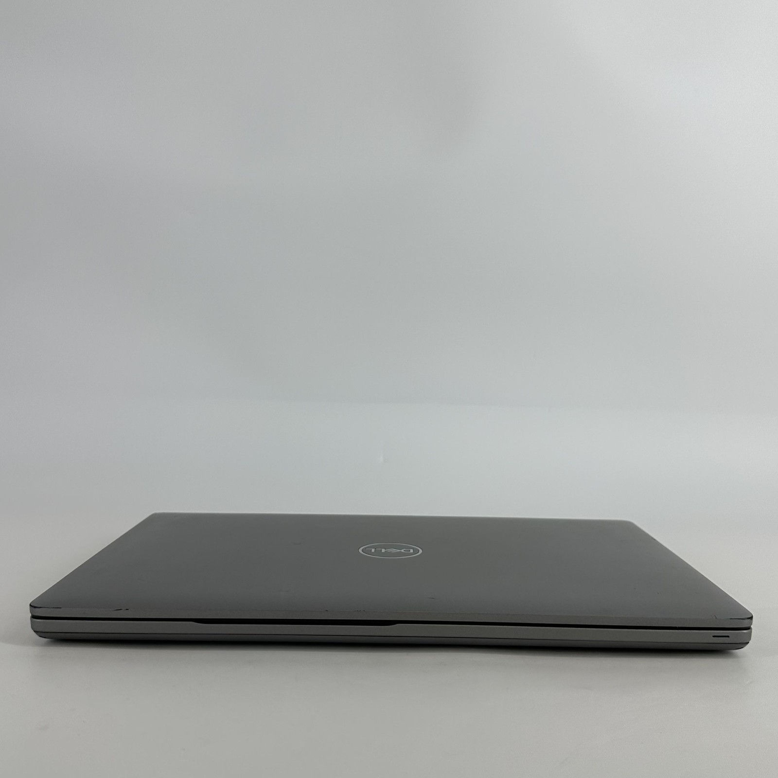 Dell Latitude 5510 15.6 Gray FHD i7-10610U 1.80GHz 8GB 256GB SSD Good
