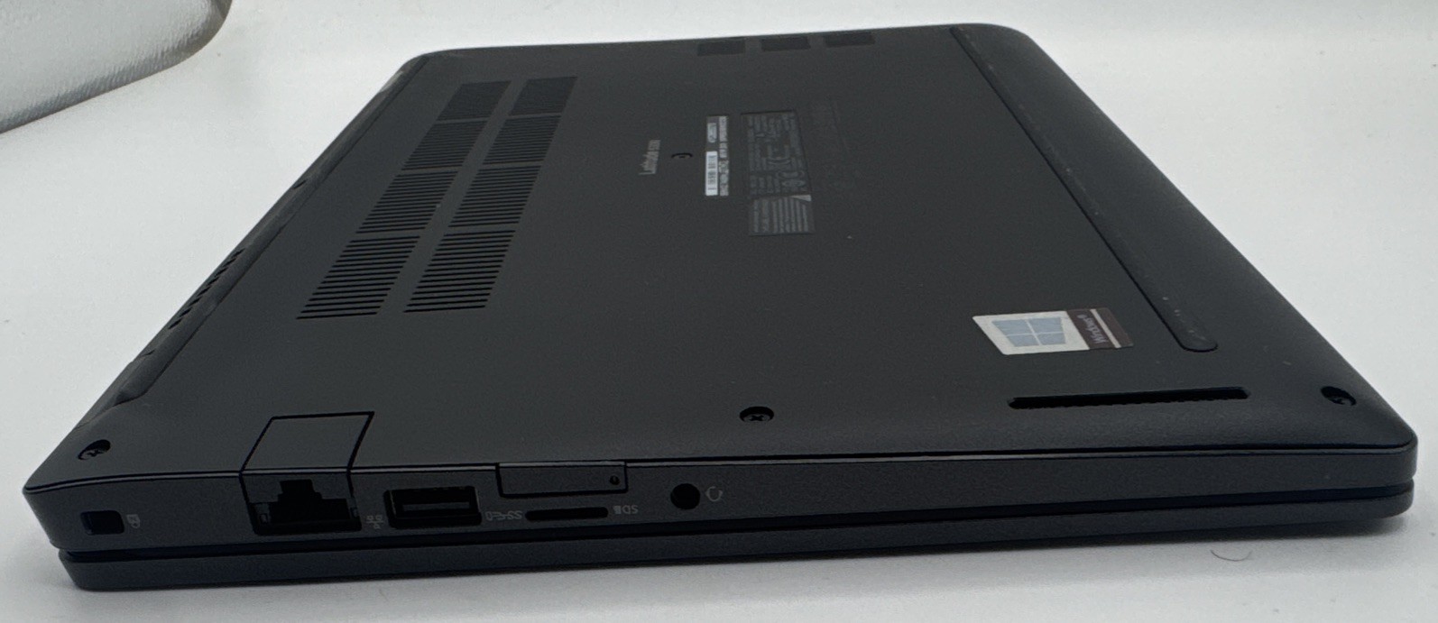Dell Latitude 5300 13.3” Laptop i5-8365U 8GB RAM 256GB SSD Windows 11 Pro READ!