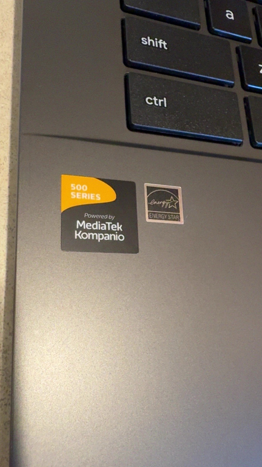 ASUS Chromebook 14″ Gray MediaTek Kompanio Chrome OS Laptop Notebook w/Charger