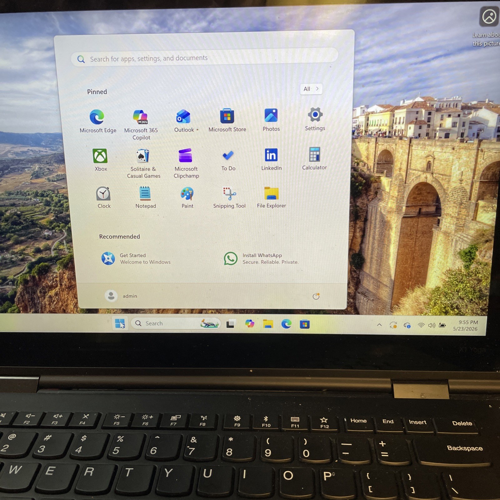 Lenovo X1 Yoga 3rd Gen ThinkPad 14″ Touch Intel i5-8250U 8GB 256GB NVMe Win 11
