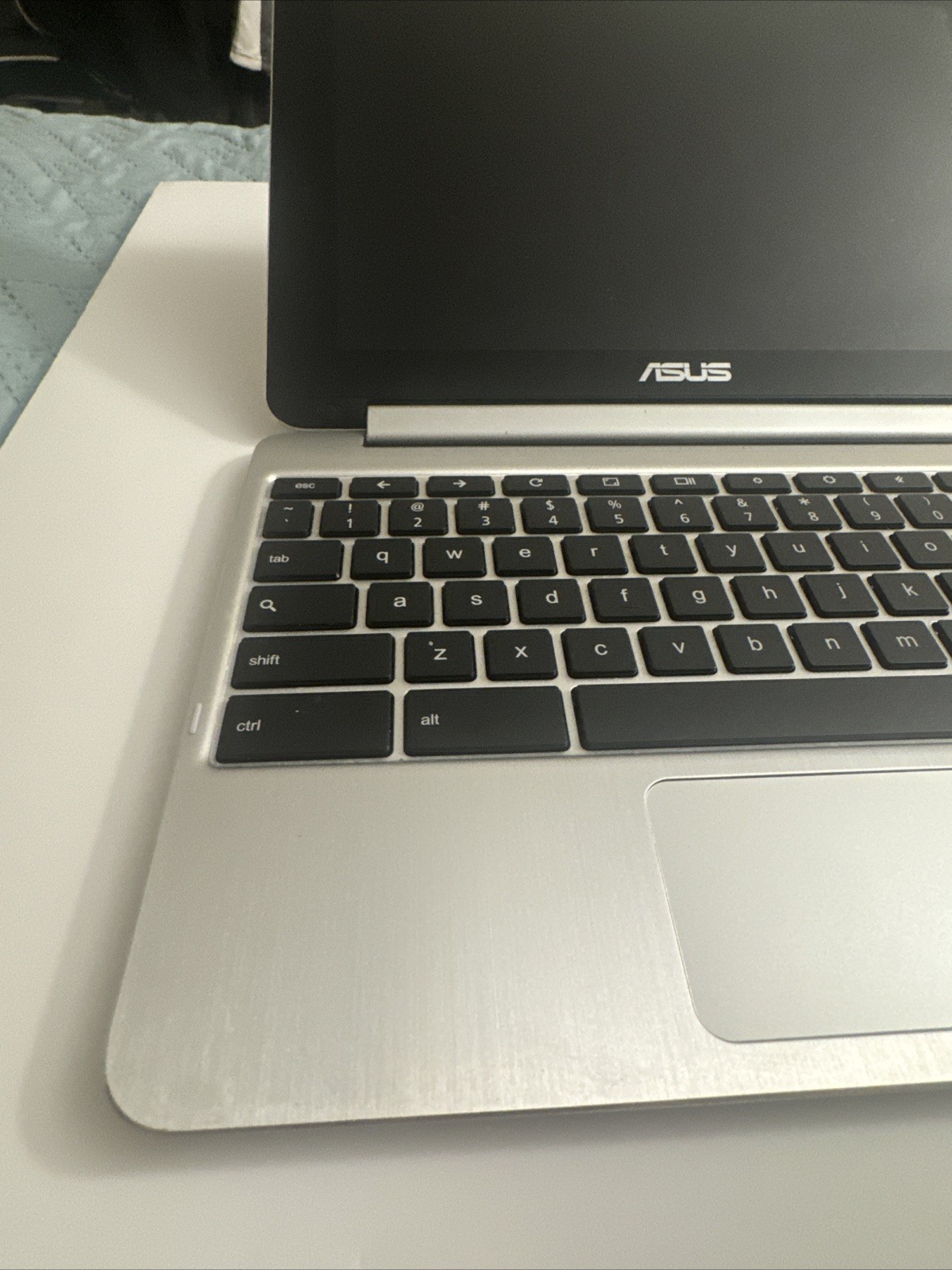 ASUS Chromebook Flip C100P 16GB Touch Screen UNTESTED For Parts No Power Chord.