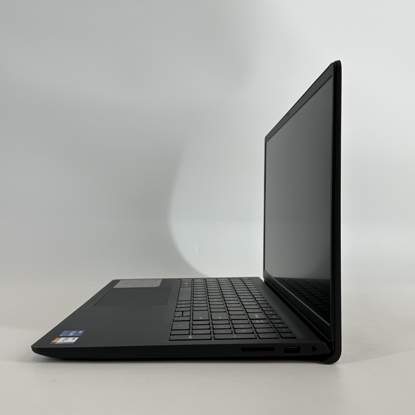 Dell Inspiron 3520 15.6 2022 Black FHD 1.7 GHz i7-1255U 16GB 1TB SSD Good