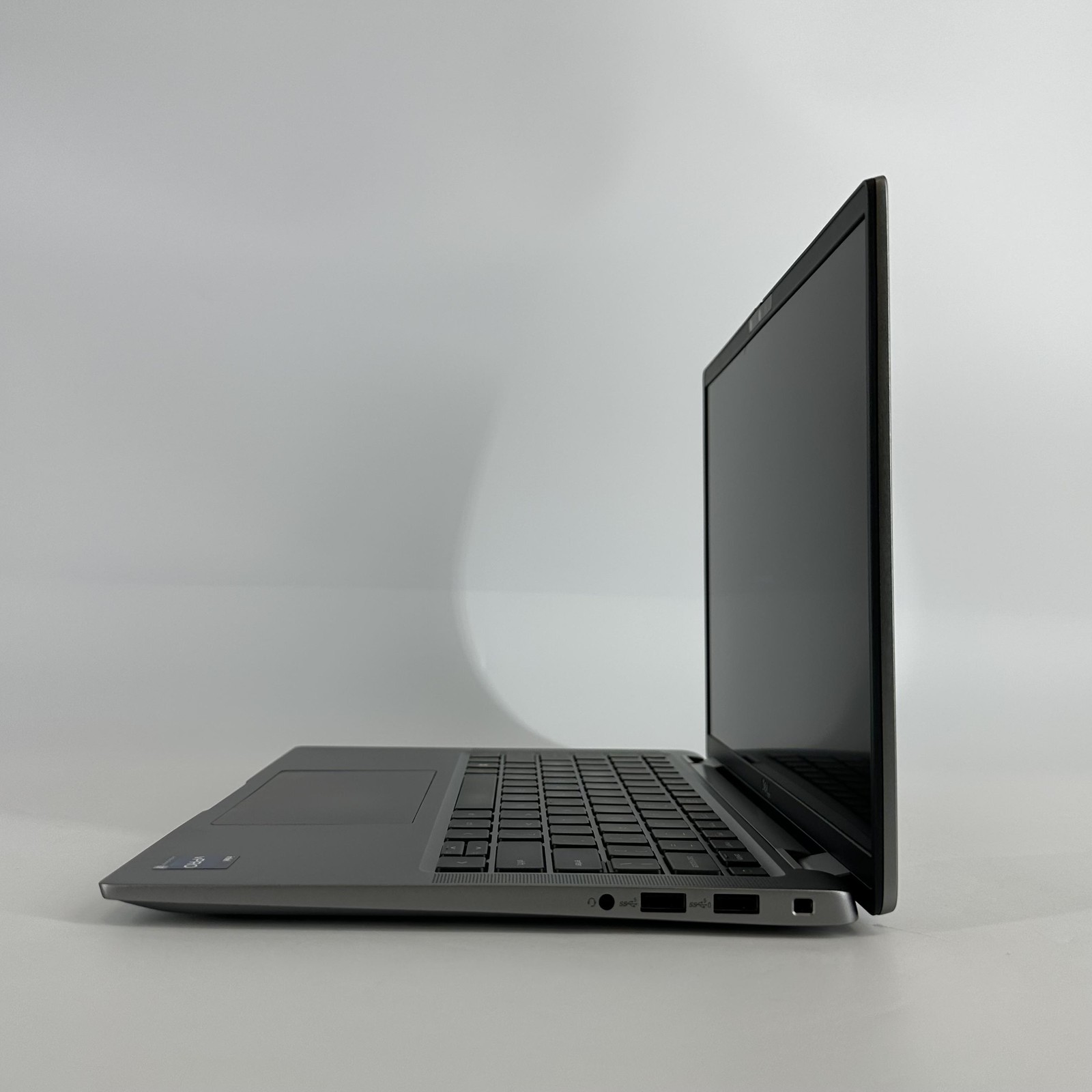 Dell Latitude 7440 14 Gray QHD+ TOUCH 1.9 GHz i7-1370P 32GB 256GB SSD Good