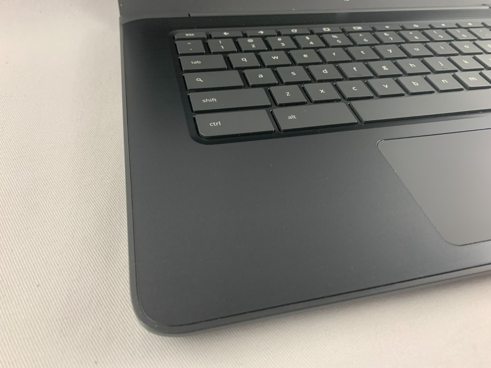 HP Chromebook 14-db0025nr, AMD A4-9120C 1.6GHz, 4GB RAM, 100% Battery, Scratched