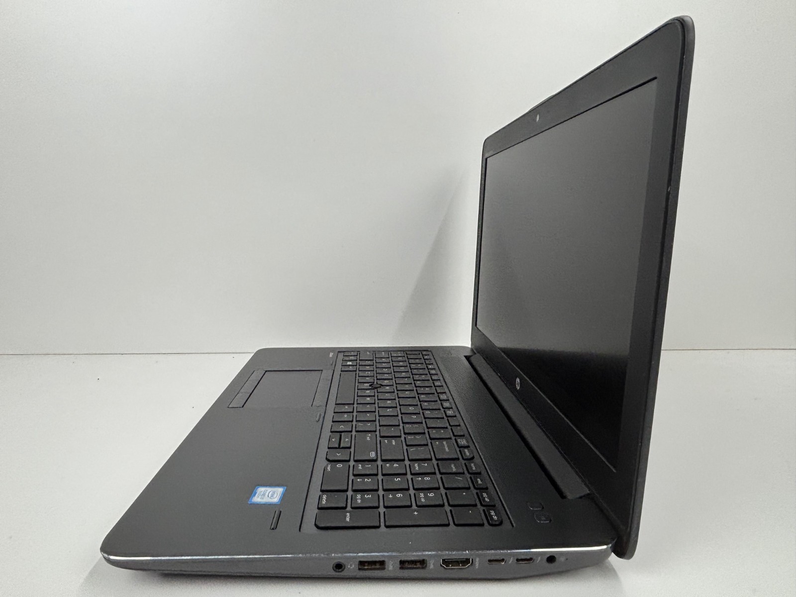 HP ZBook 15 G4 15.6” Core i7-7820HQ 32GB 240SSD Quadro M1200 Win11 Pro Grade A-