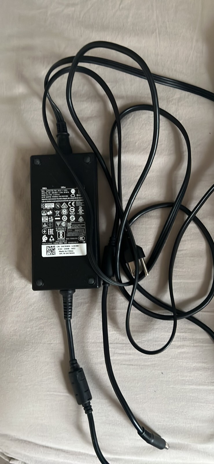 ALIENWARE AREA-51M I7-9700, 16GB, RTX 2070, 256 GB SSD+1 TB HDD