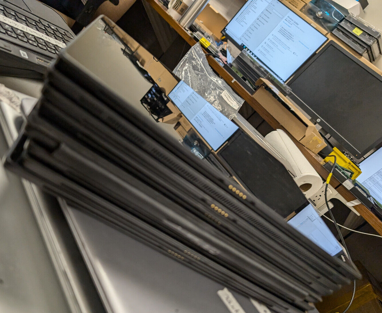 Lot Of 8 Lenovo 12.2″ Ideapad Miix 510-121sk i5 & i7 nohdd noos Boots to Bios