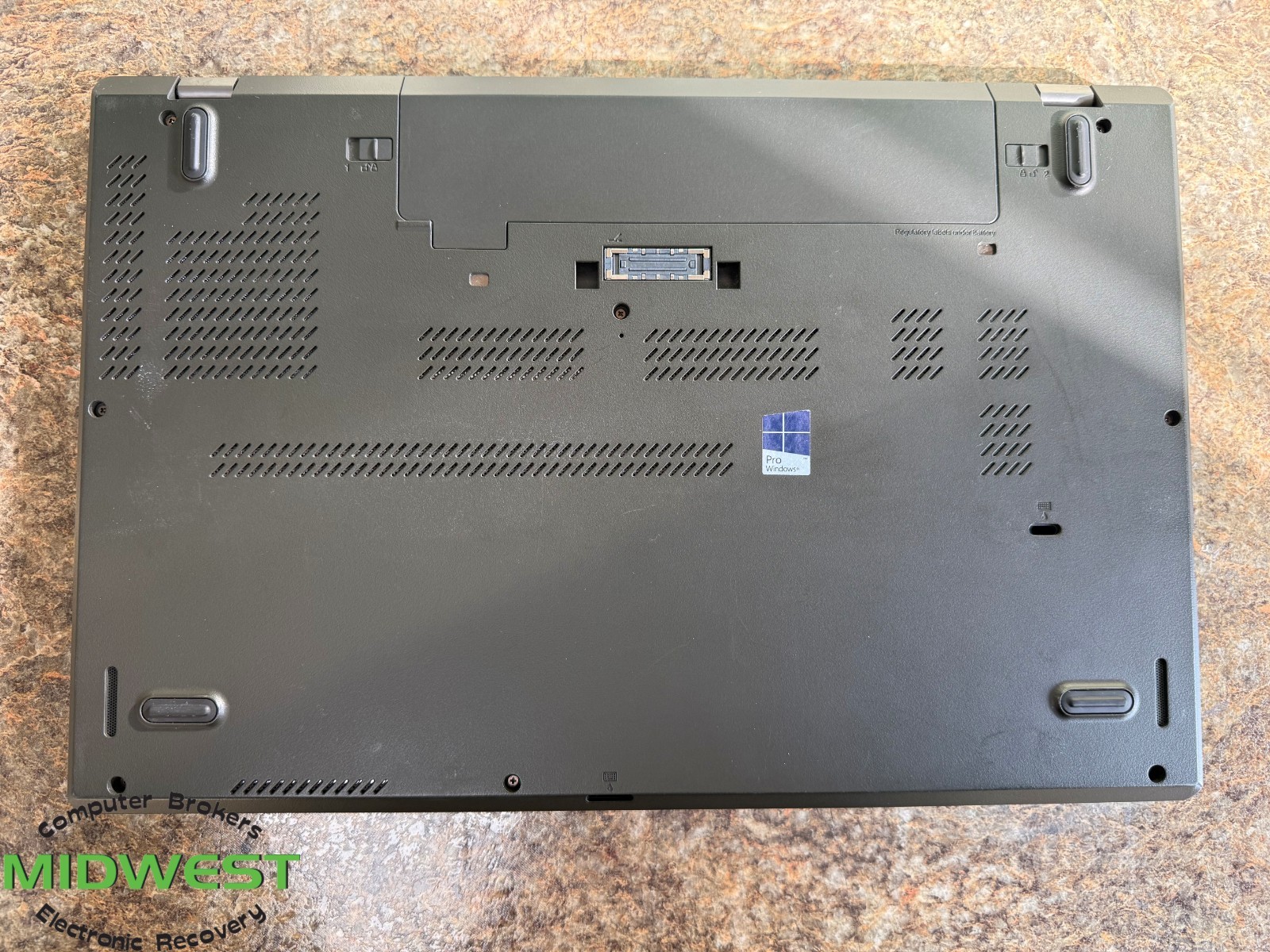 Lenovo ThinkPad T560 i5-6300U 2.40GHz 8GB 256GB SSD
