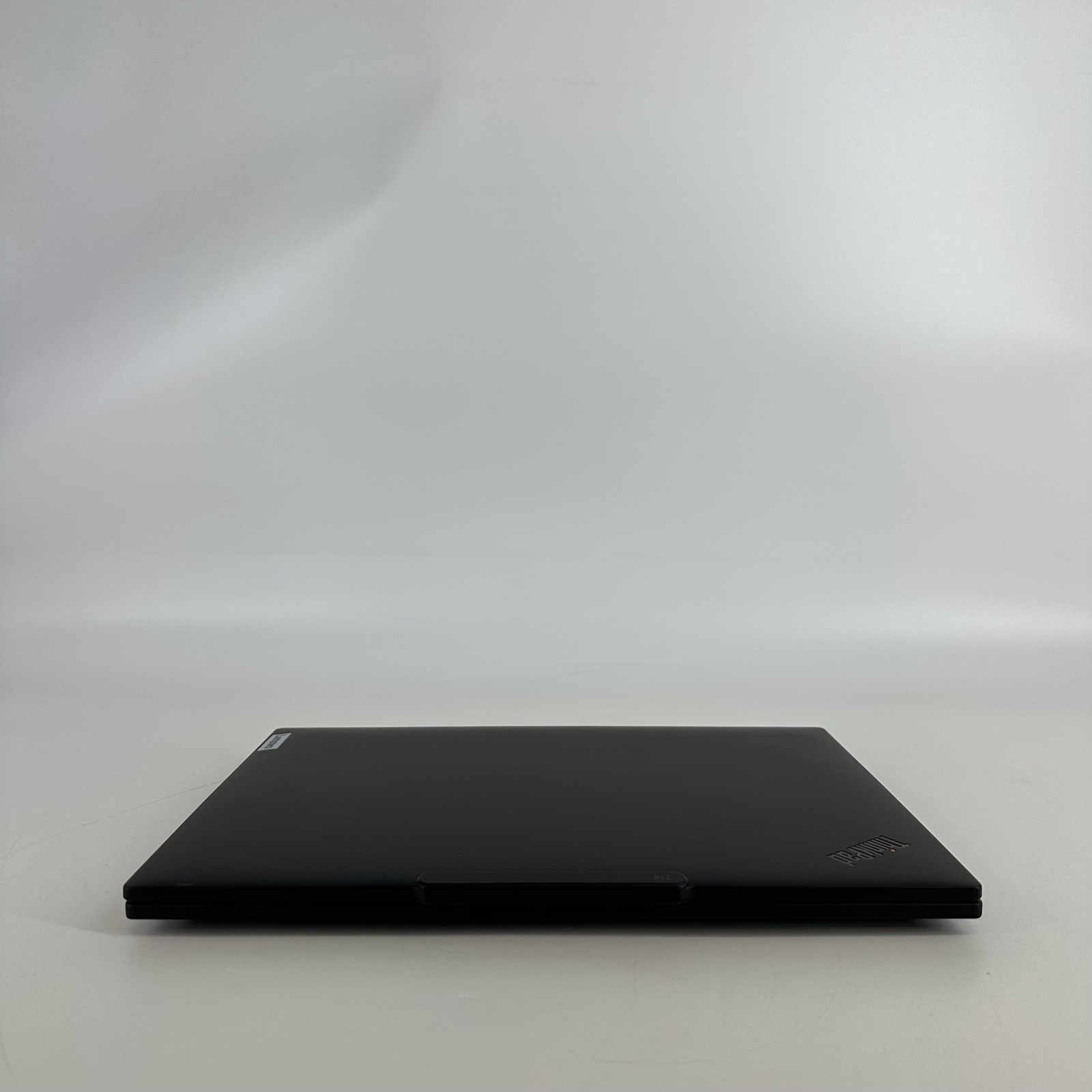 Lenovo ThinkPad T14 Gen 5 Gray FHD+ 3.3 GHz Ryzen 7 PRO 8840U 16GB 512GB SSD