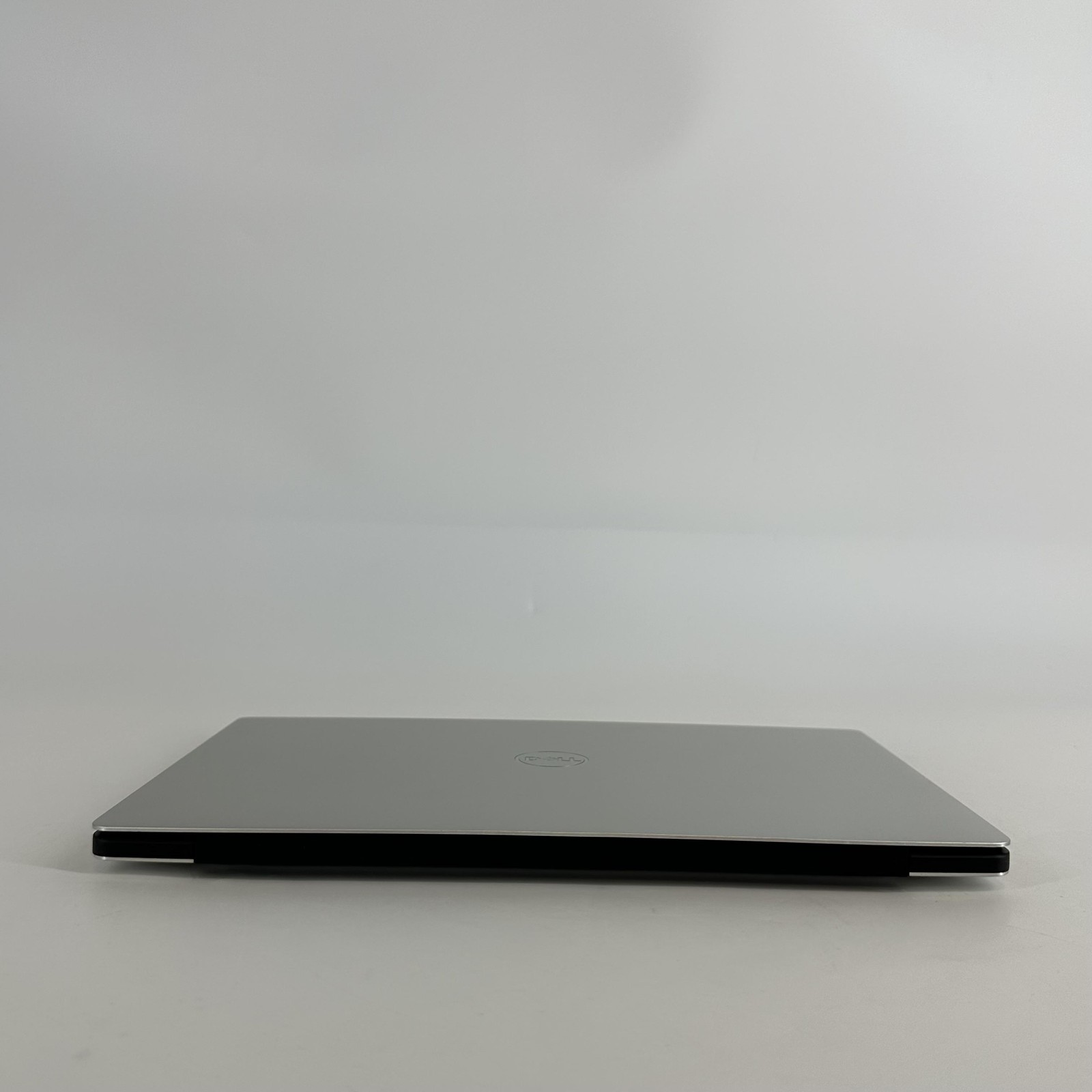 Dell XPS 13 7390 2020 Silver 4K TOUCH i7-10710U 1.10GHz 16GB 1TB SSD Good