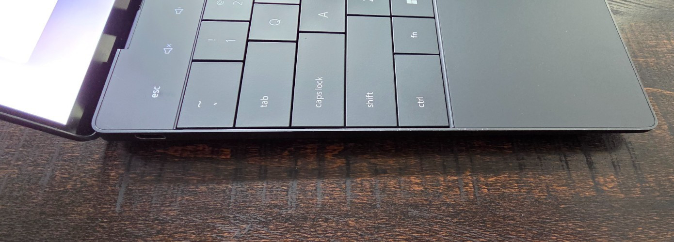 Dell XPS 13 Plus 9320 i7-1260P 32GB 1TB 13.4″ 3.5K OLED Touch Laptop