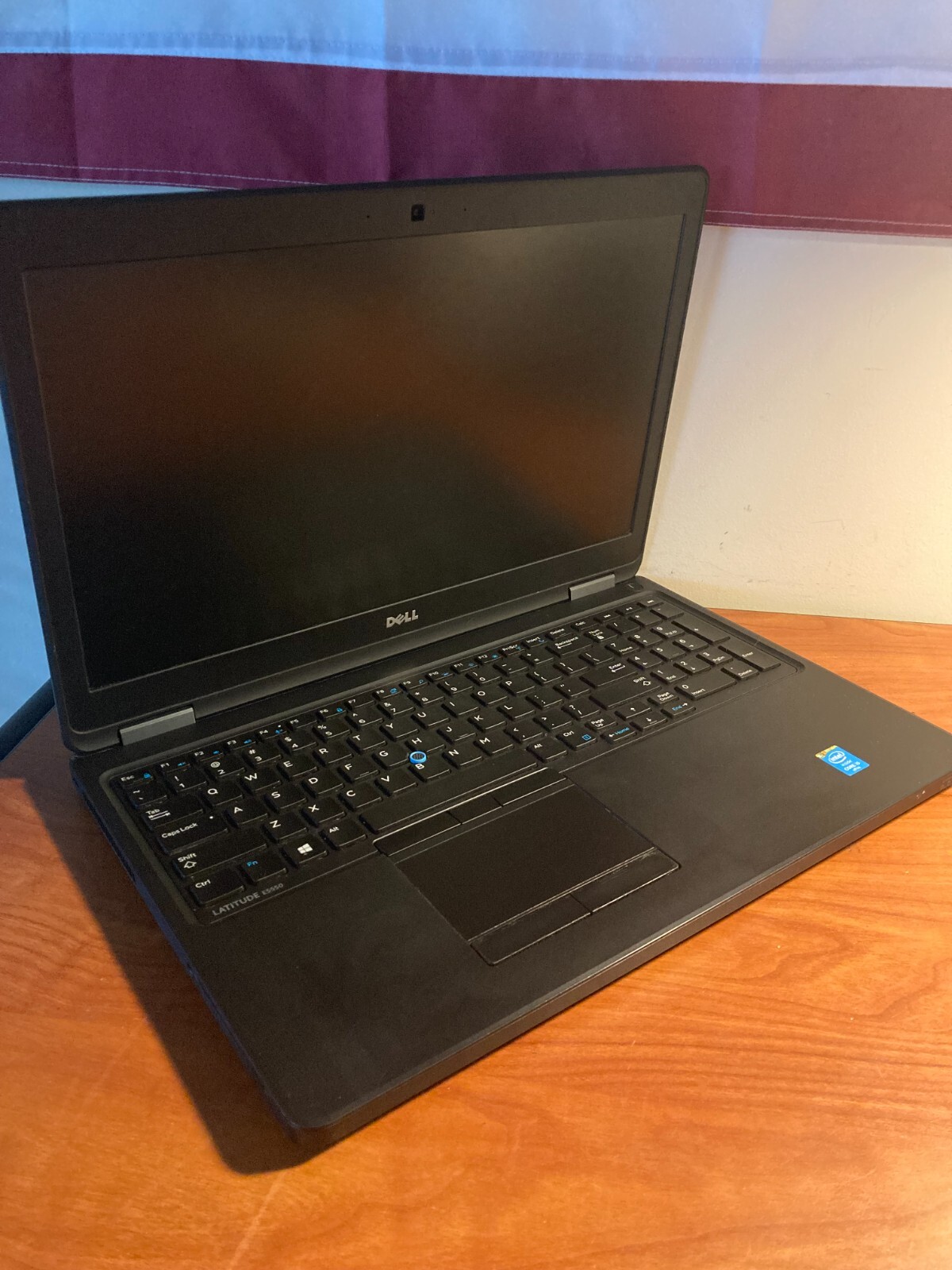 Dell Latitude E5550 15.6″ Intel Core i5 (5th Gen) 5300U **NO OS NO RAM NO HDD**