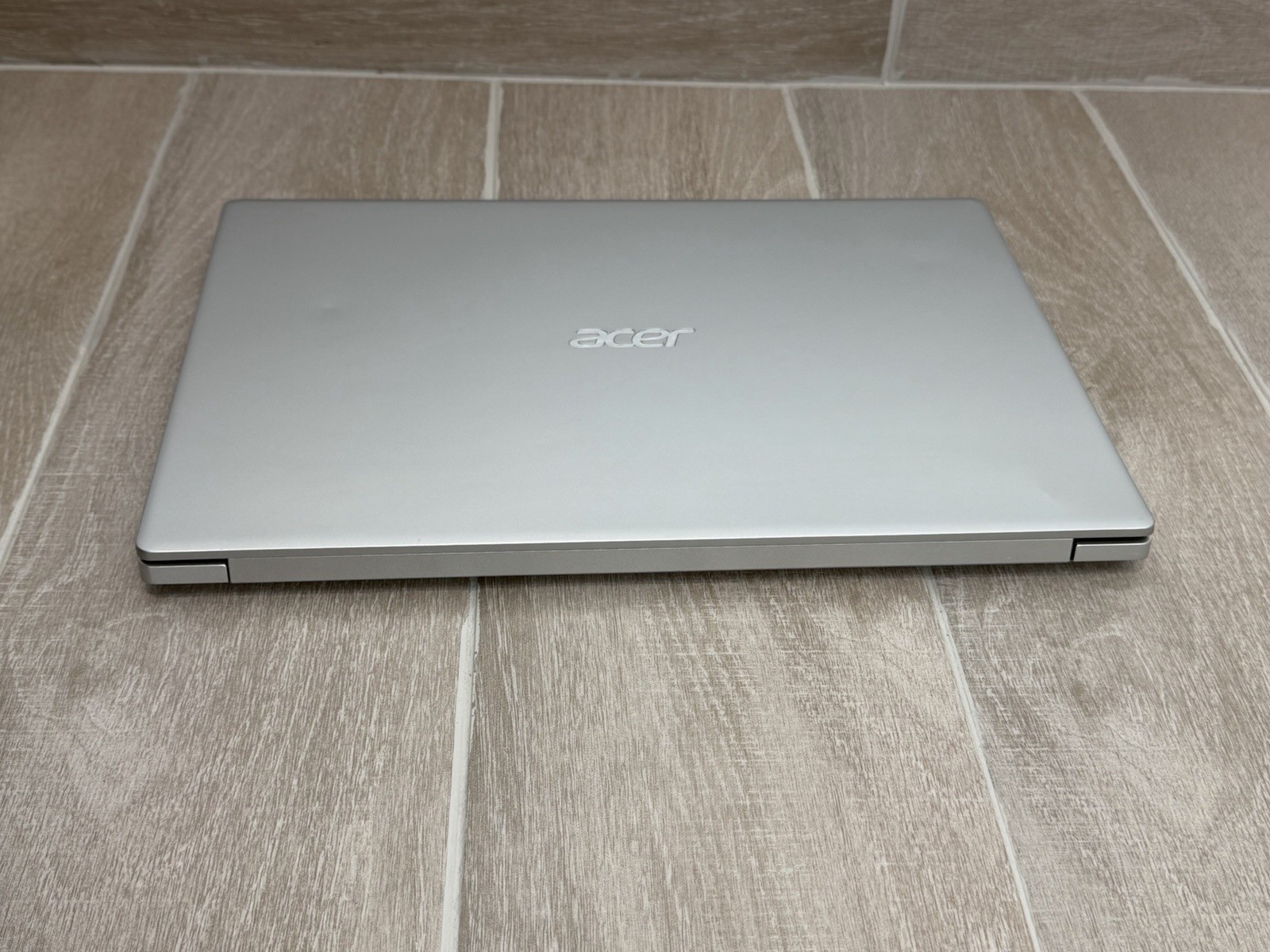 Acer Swift SF314-59 Series 14″ Laptop Core i5-1135G7 8GB RAM 256GB SSD Win-11