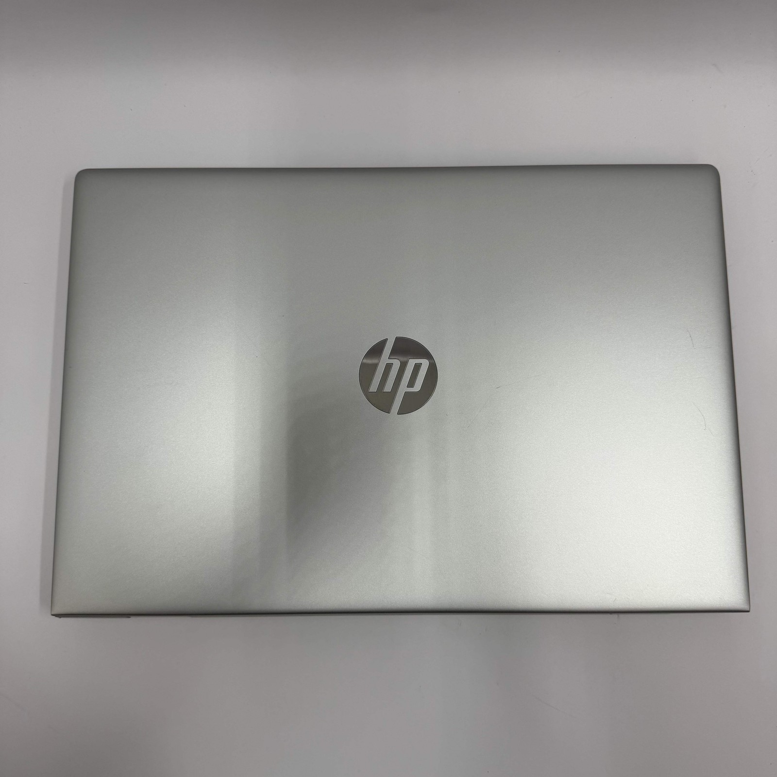 Broken HP ProBook 650 G5 5PF37AV 15.6″ i7-8565U 1.8GHz No OS No RAM No SSD