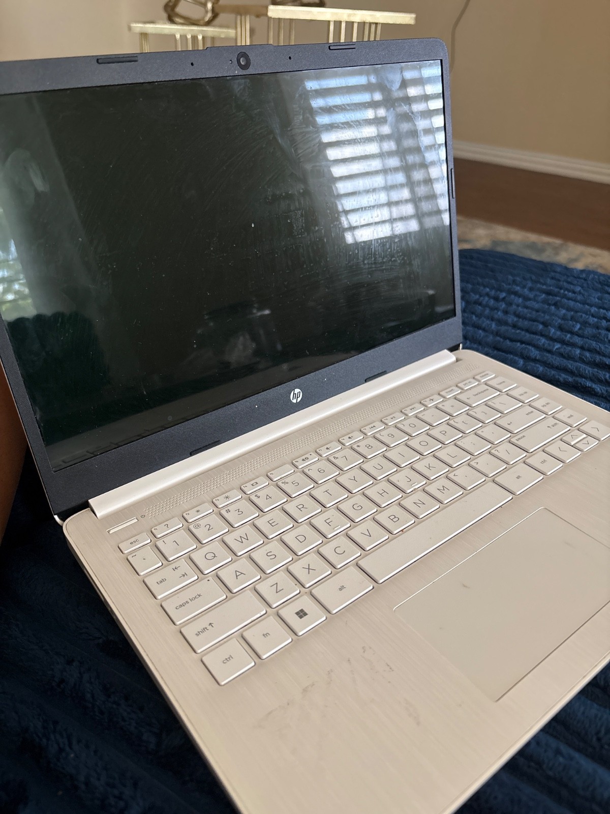 HP 14-dq3xxx Laptop Intel Celeron N4500 4GB RAM 14″ SSD Windows 11 White