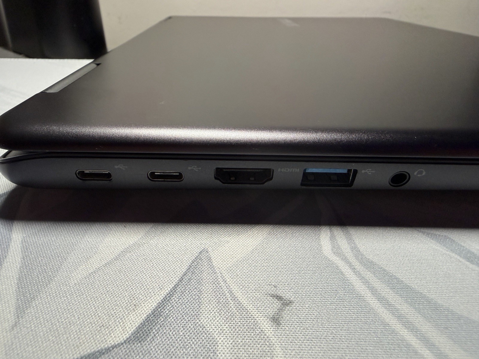Samsung Notebook 7 Spin 15.6″ Ryzen 5 2500U 16GB RAM 256GB SSD Win 10 NP750QUA