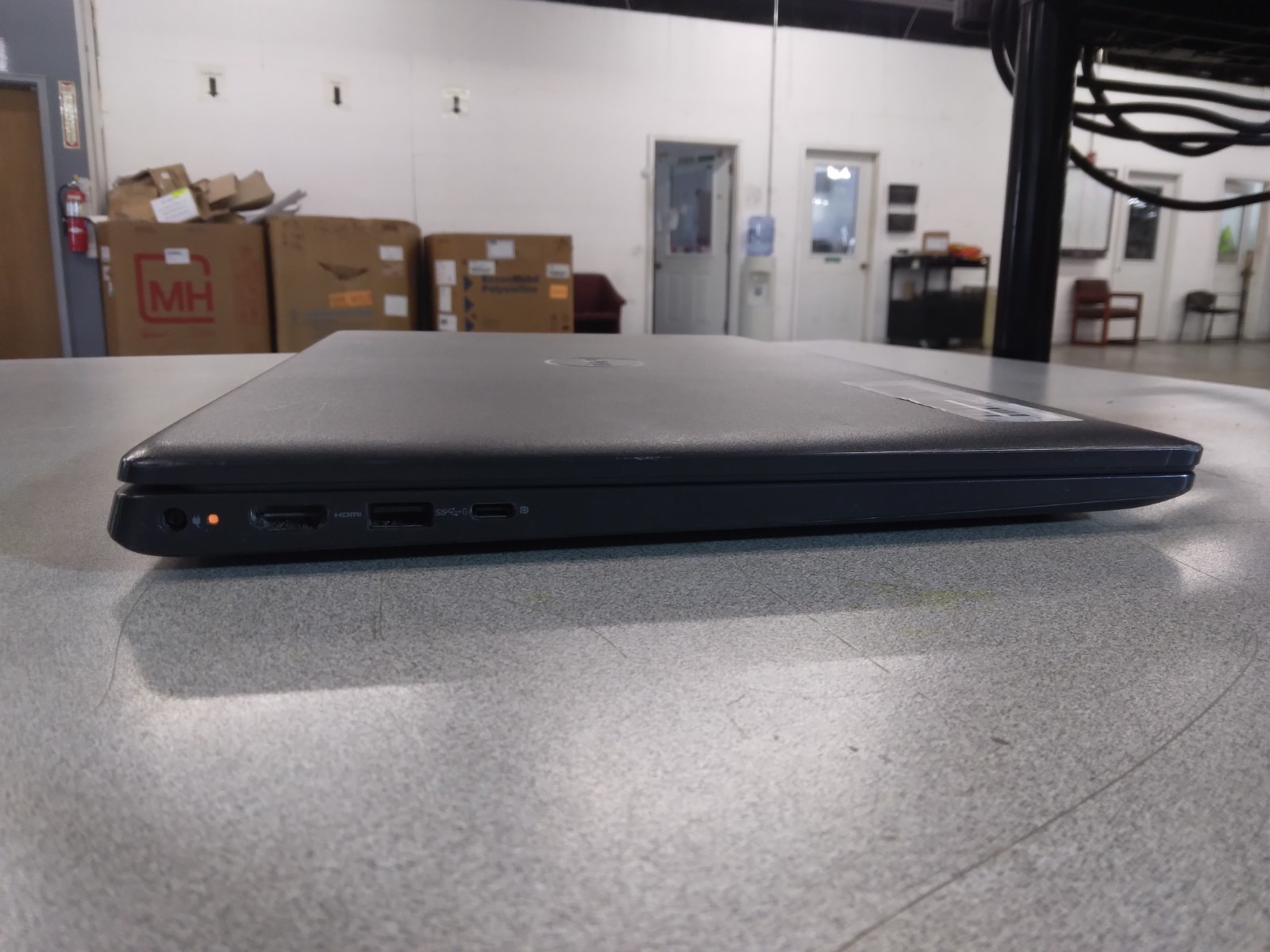 Dell*Latitude*3520*Intel*i5-1135G7*256GB*NVMe*4GB*DDR4*Geforce*MX350*No*OS