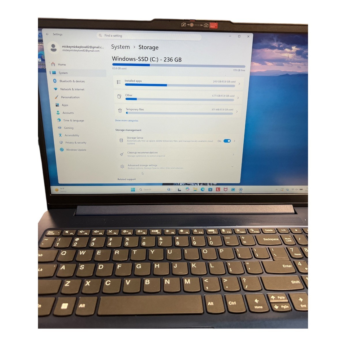LENOVO IDEAPAD SLIM 3 I3-N305 8GB RAM 256GB SSD WIN 11 ( MEE-JLM) (PSH044578)