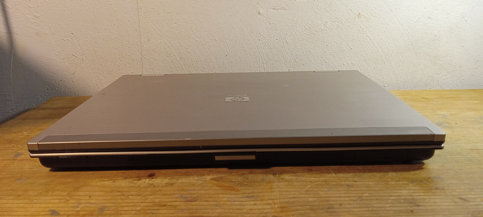 HP Elitebook 8530P, CPU Intel T9400 2.3 GHZ, 480 SSD, 4 GB RAM, Win. 11 Pro